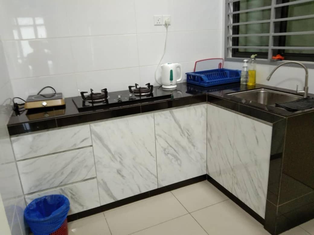 Arc Austin Hill Apartment Johor Bahru Exterior photo