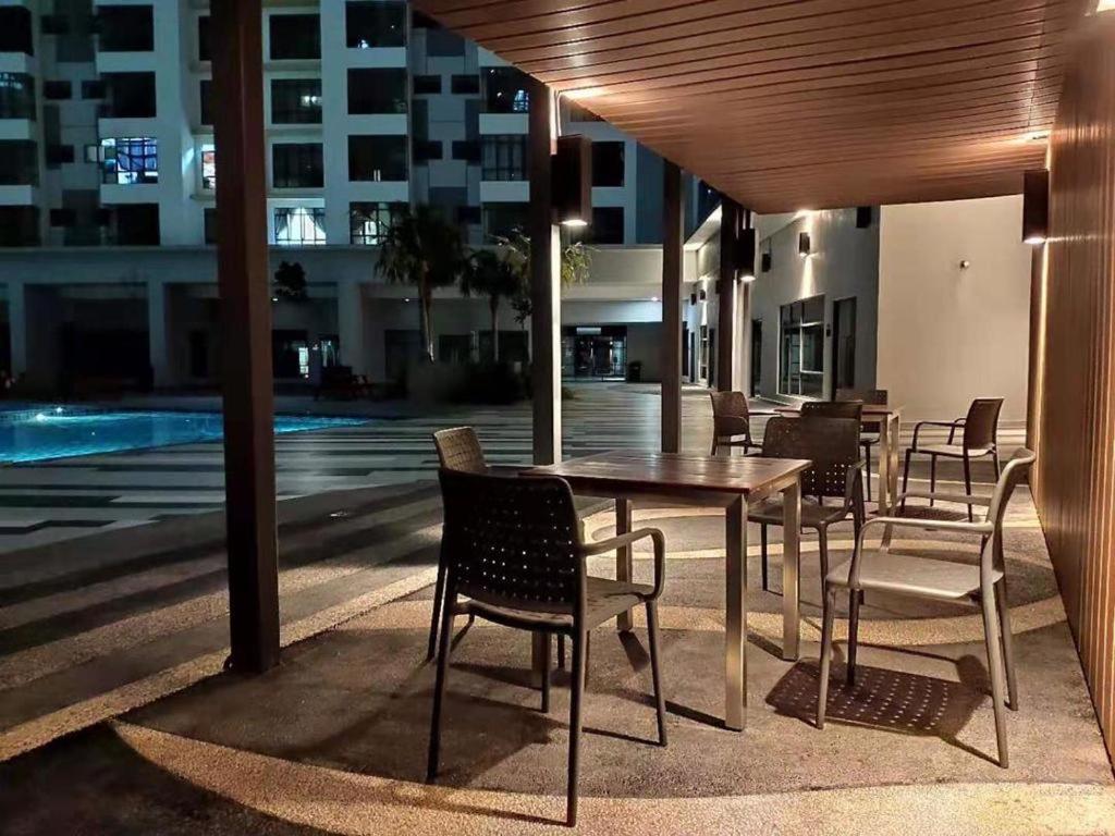 Arc Austin Hill Apartment Johor Bahru Exterior photo