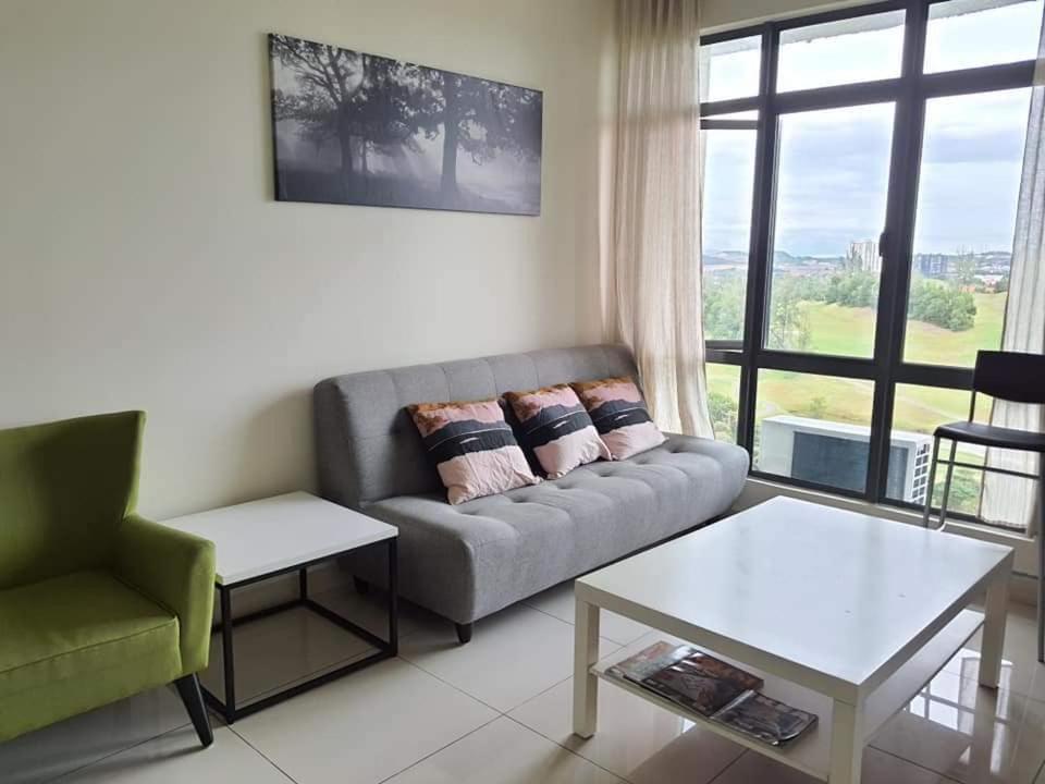Arc Austin Hill Apartment Johor Bahru Exterior photo