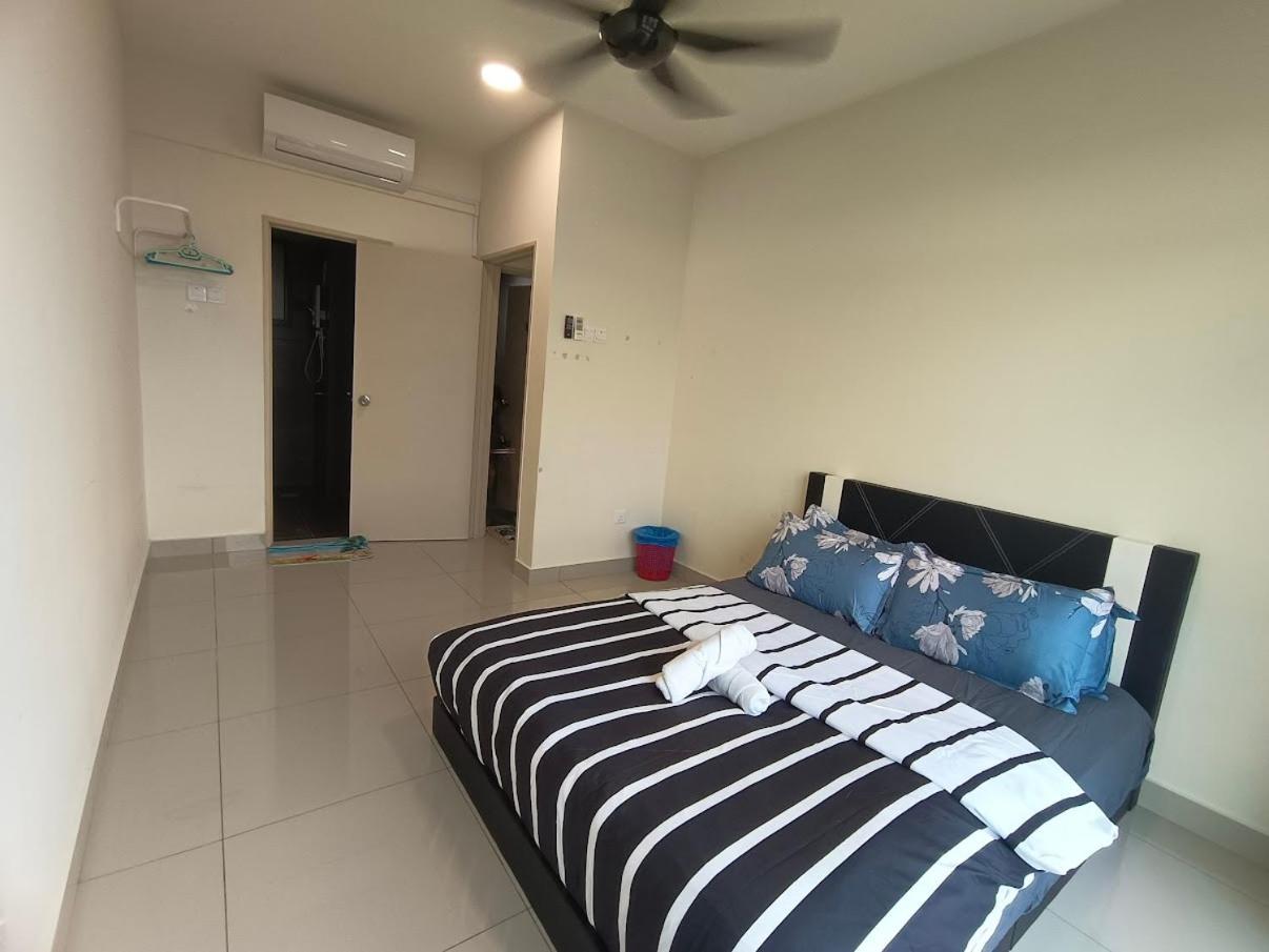 Arc Austin Hill Apartment Johor Bahru Exterior photo
