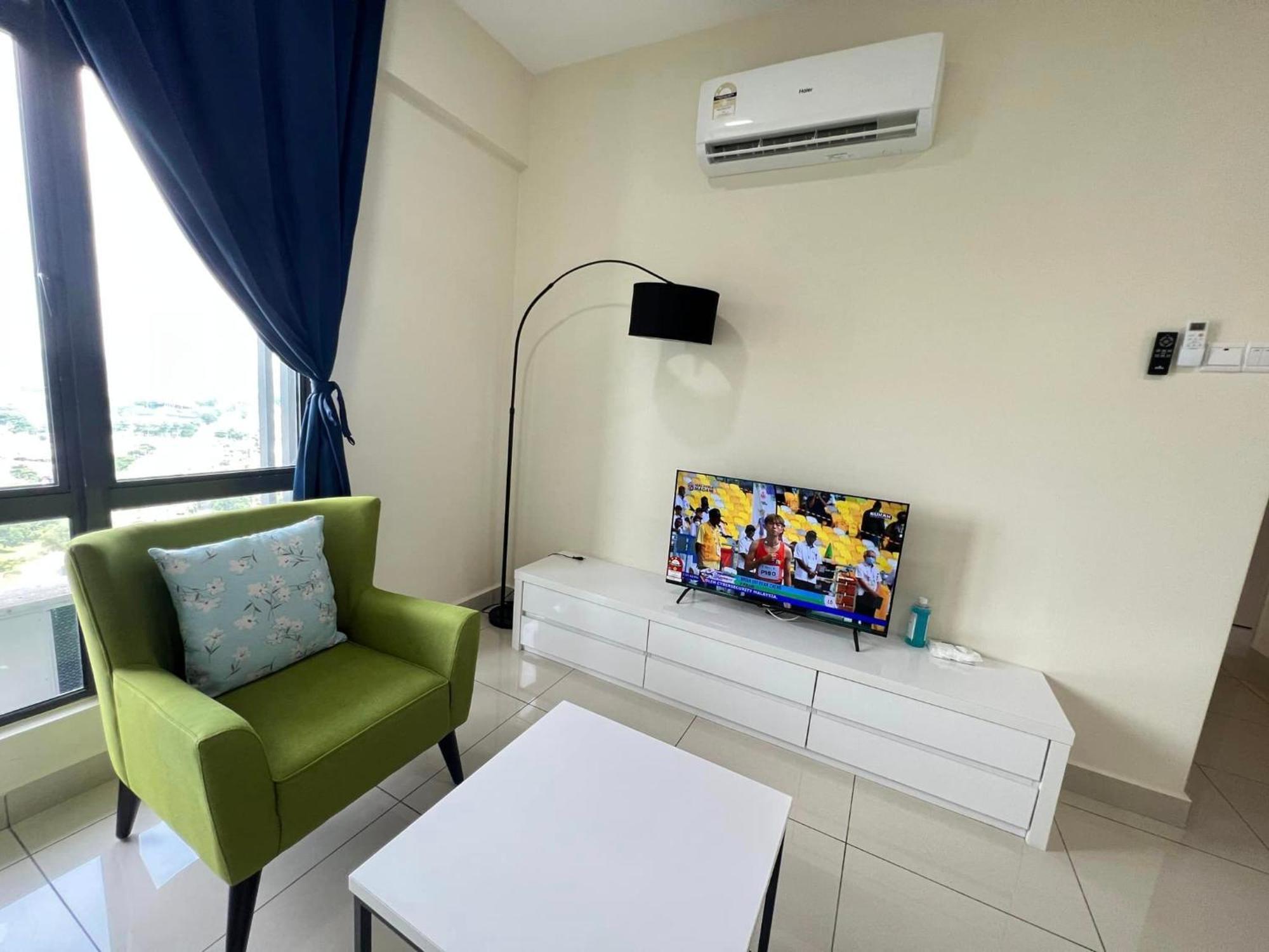 Arc Austin Hill Apartment Johor Bahru Exterior photo